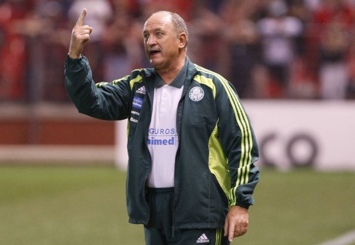 Felipão não comanda o Palmeiras do banco no clássico contra o Corinthians | Pedro Serápio / Gazeta do Povo