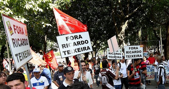 A concentração dos manifestantes foi no Largo do Machado, cerca de 2km distante da Marina da Glória | 