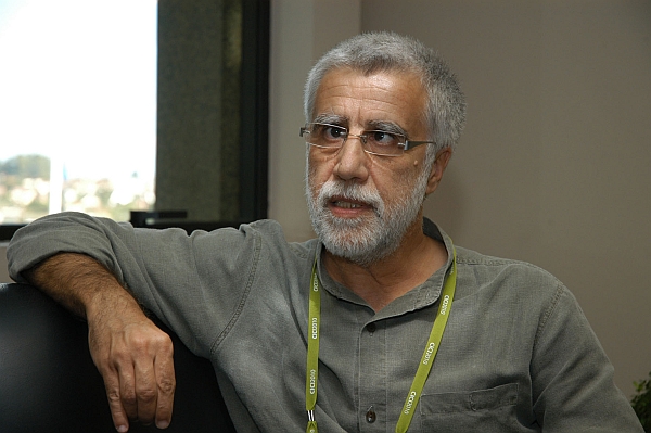 Talvez falte competência naqueles que detêm a responsabilidade de tomar decisões de política educativa. Talvez falte dignidade profissional em muitos professores. Ou talvez seja conveniente às elites que a reprodução da ignorância e das desigualdades sociais perdurem. | Arquivo pessoal