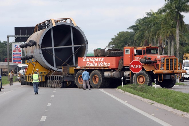 Peça segue até sábado pela BR-277 e depois pelo Contorno Leste em direção a Araucária | 