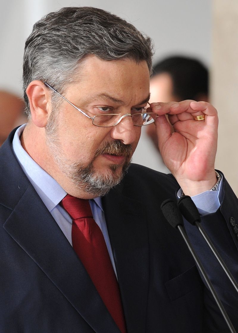 Palocci: suspeita de que usou "laranja" para ocultar a propriedade | Evaristo Sá/AFP