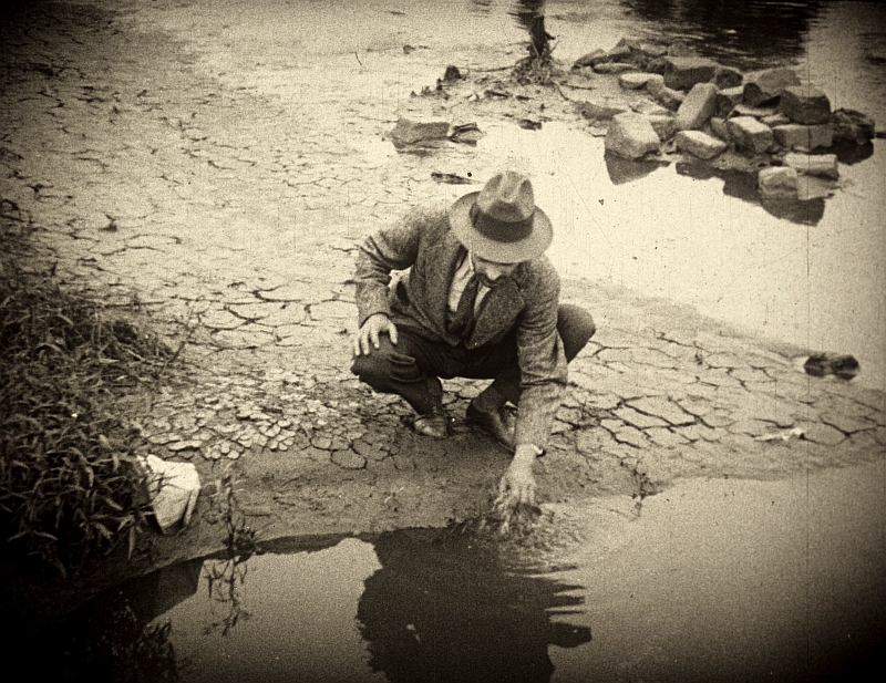 Mostra em São Paulo traz filmes silenciosos exibidos ao som de músicos que tocam ao vivo. Na foto, cena do filme brasileiro Fragmentos da Vida | Agência Brasil