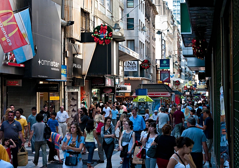 A Calle Florida, rua de compras em Buenos Aires: em alta, as despesas no exterior pressionam o déficit brasileiro | Creative Commons