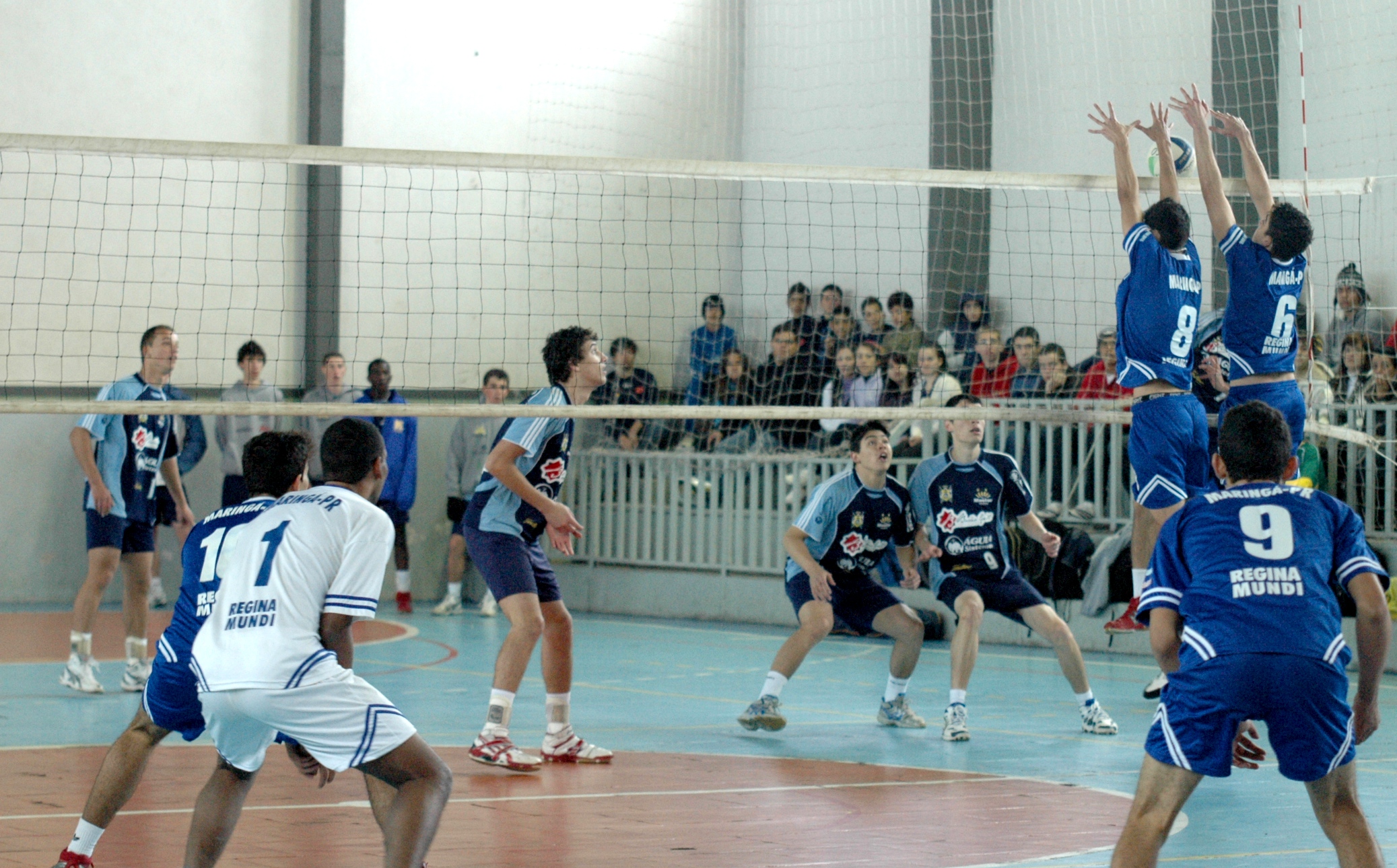 Time do Colégio Regina Mundi venceu Ponta Grossa por dois sets a um | Divulgação - Paraná Esporte