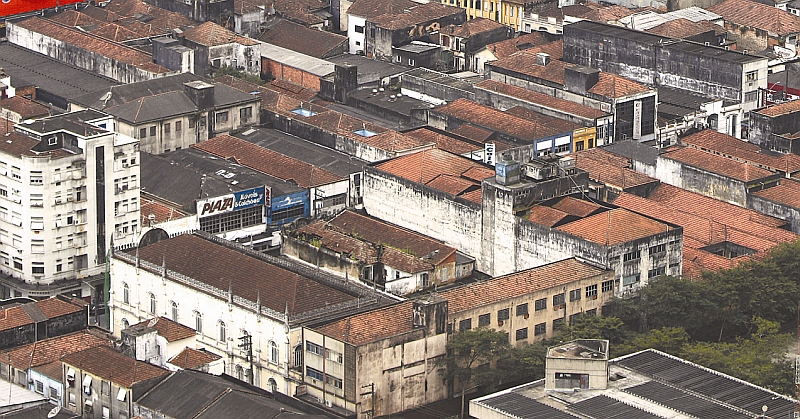 Santos abriga o maior porto da América Latina e também um dos mais antigos e decadentes mercados de sexo do país | fotos: Jonathan Campos/ Gazeta do Povo