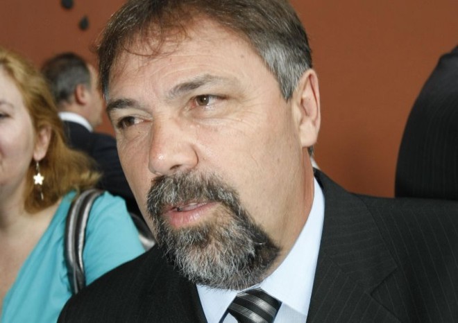 Derosso: procuradoria diz que ele não pode ser afastado. |