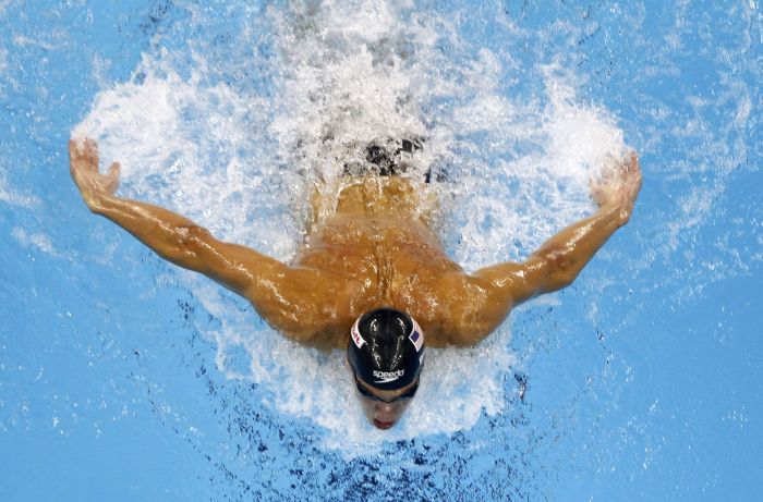 Depois de decepcionar em duas provas, Phelps garantiu o primeiro ouro no Mundial de Xangai nesta quarta | Carlos Barria / Reuters