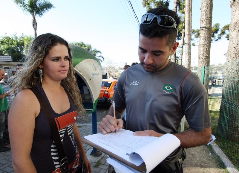 Frederick Silva: jovem assina lista de apoio ao PSD | Valterci Santos/Gazeta do Povo