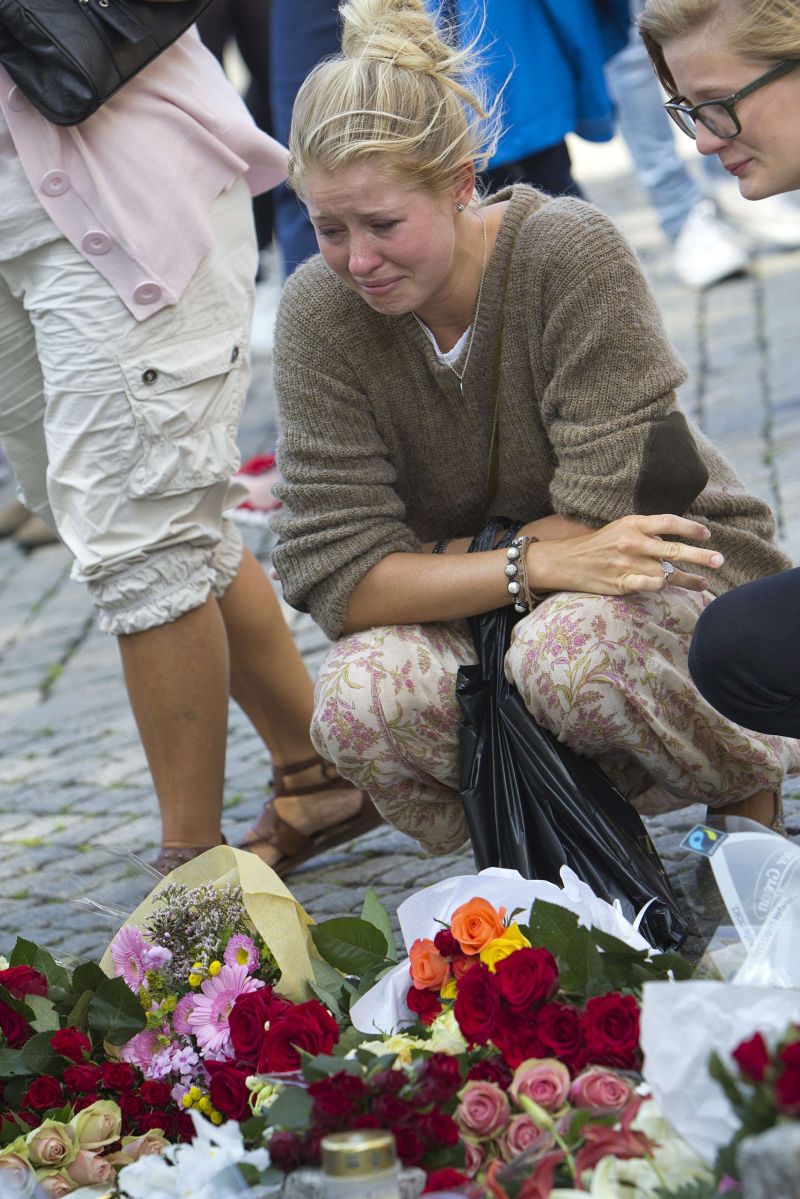 População está desolada com atentados que trouxeram o horror do terrorismo ao centro de Oslo | Jan Johannessen/AFP
