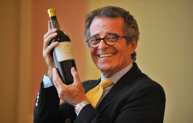 Garrafa foi comprada pelo colecionador Christian Vanneque | Ben Stansall/AFP