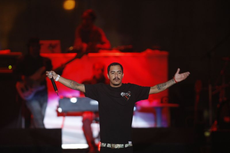 Na carreira solo, o artista já lançou cinco álbuns; um dos que fez mais sucesso é A Procura da Batida Perfeita | Divulgação