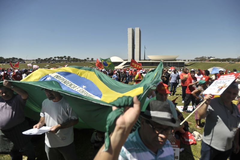 Protesto em Brasília na última quarta-feira: dentre várias reivindicações, pedido para que não haja mudanças na previdência pública | Marcello Casal Jr./ABr