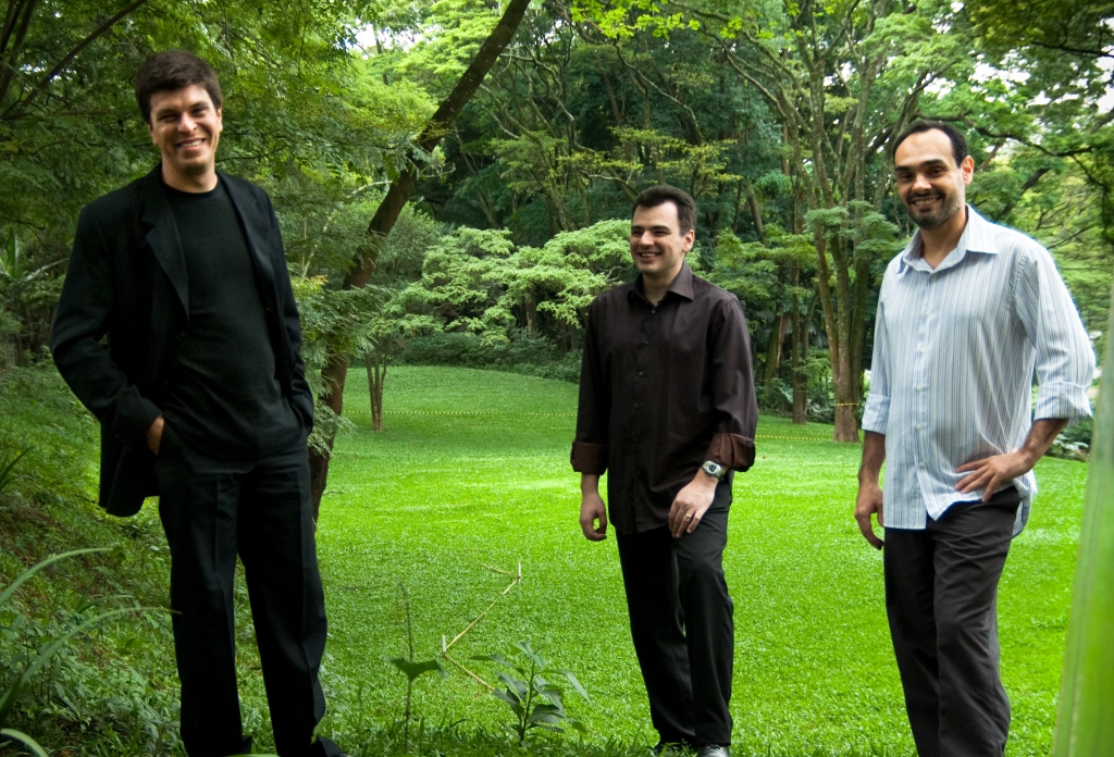 História do Trio Corrente, que lança segundo disco, começou por causa do olhar atento de um produtor japonês | Laura del Rey/ Divulgação