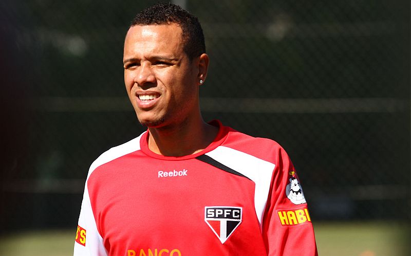 Luís Fabiano se recupera de cirurgia na perna | Luiz Pires / VIPCOMM