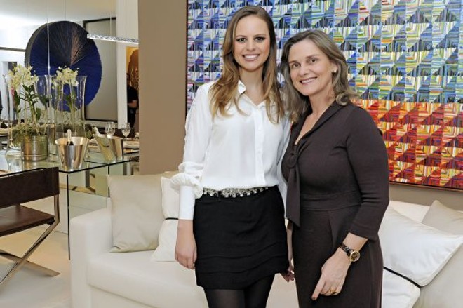 As arquitetas Fernanda de Almeida Cassou (à esq.) e Silvia Franzoni participam da Mostra Artefacto com o ambiente Loft |