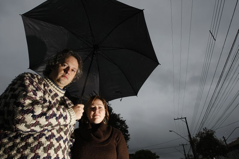 O diretor Luciano Coelho e a produtora Christiane Spode retornaram a Curitiba após captar entrevistas no Rio Grande do Sul, na Argentina e no Uruguai | Jonathan Campos/Gazeta do Povo