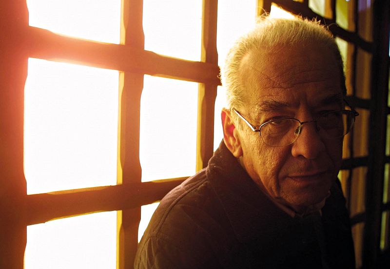 O escritor Roberto Gomes buscou as figuras de seus professores alemães para compor o personagem de Anatol Kraft | Rodolfo Bührer/Gazeta do Povo/Arquivo