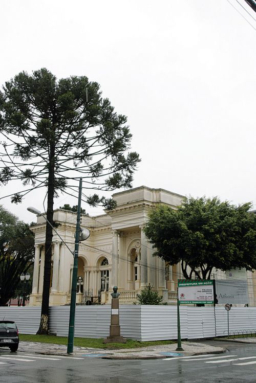 Câmara Municipal de Curitiba: resultado de licitação ainda não saiu. | Antônio More / Gazeta do Povo