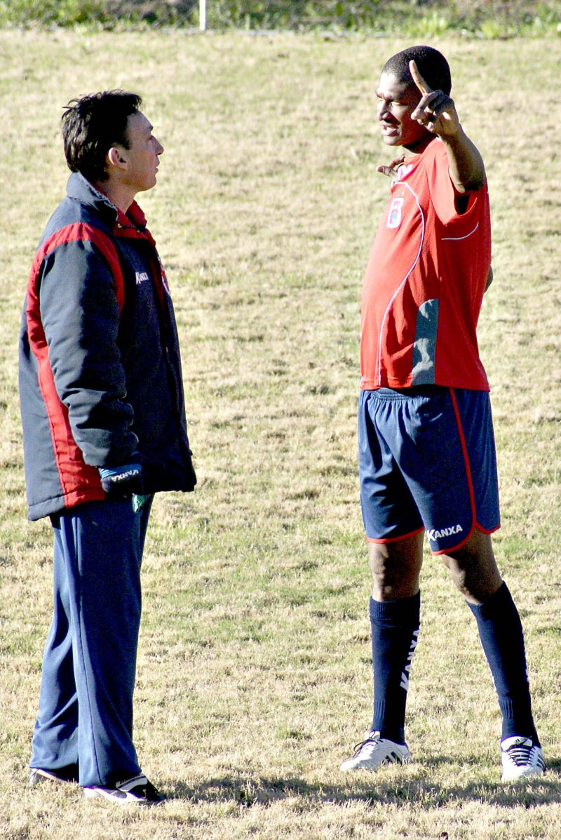 Fonseca orienta Amarildo: zagueiro é opção nos lances de bola parada | Marcos André Lima/ Gazeta do Povo