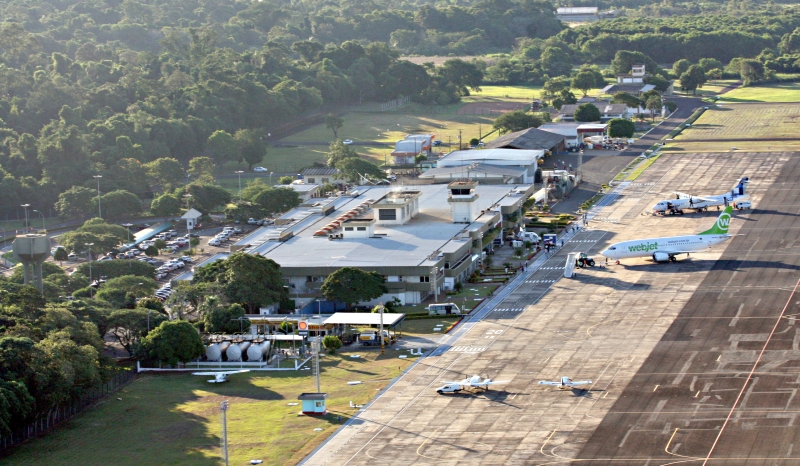 Movimento no terminal de Foz aumentou 56% no primeiro semestre de 2011 | Christian Rizzi/Gazeta do Povo