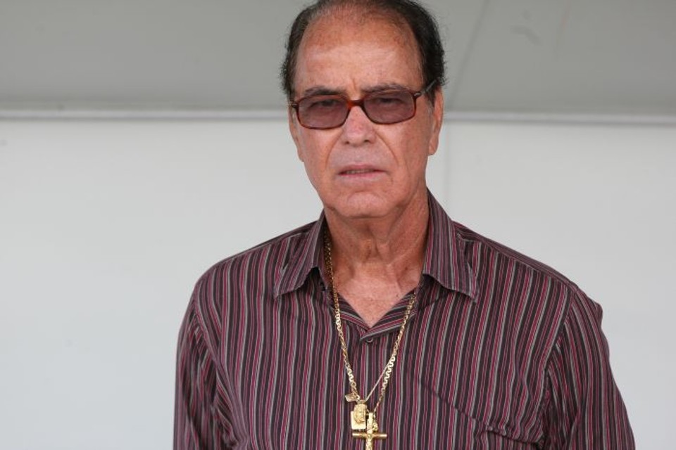 Diretoria do América-MG trabalha agora para contratar o substituto de Antonio Lopes | Pedro Serápio / Gazeta do Povo