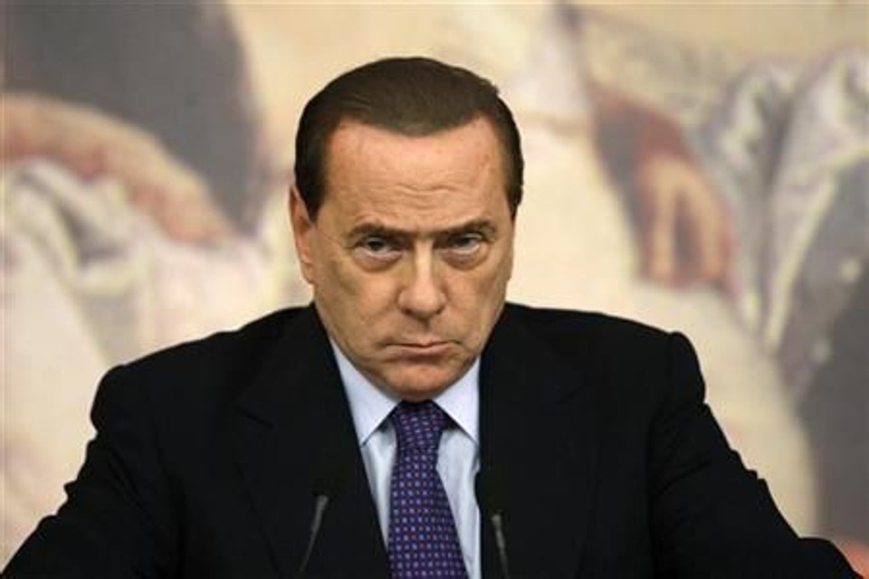 O primeiro-ministro italiano, Silvio Berlusconi, concede entrevista coletiva no palácio Chigi, em Roma, na Itália | Reuters