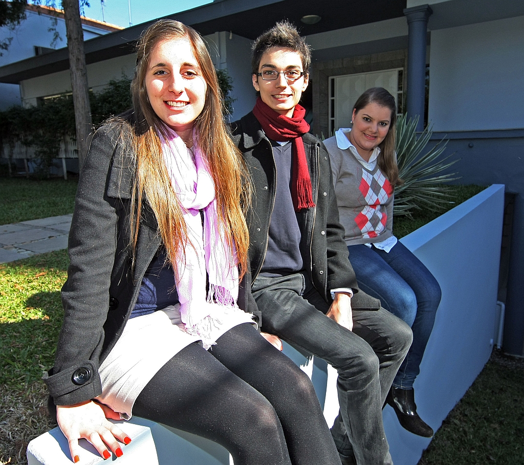 Mariana e os sócios Vinicius Martins e Jacqueline Chomatas contaram com a ajuda do HUB para alavancar seu empreendimento |