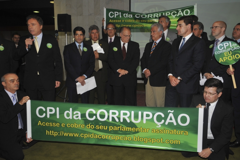 Deputados e senadores lançam o portal da CPI da Corrupção, no Salão Verde da Câmara | Valter Campanato/ABr