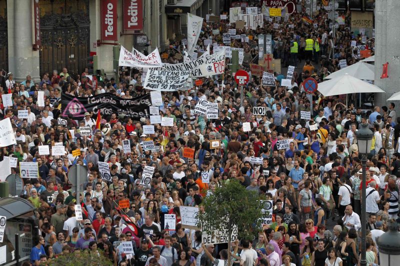 Manifestação no centro de Madrid, contra o custo da visita do Papa | Reuters