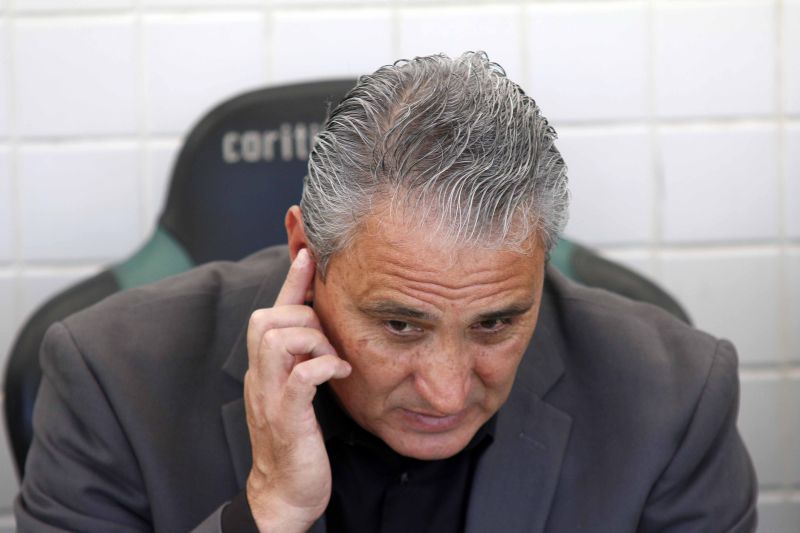 Tite não definiu time que enfrenta o Santos no domingo | Walter Alves / Gazeta do Povo