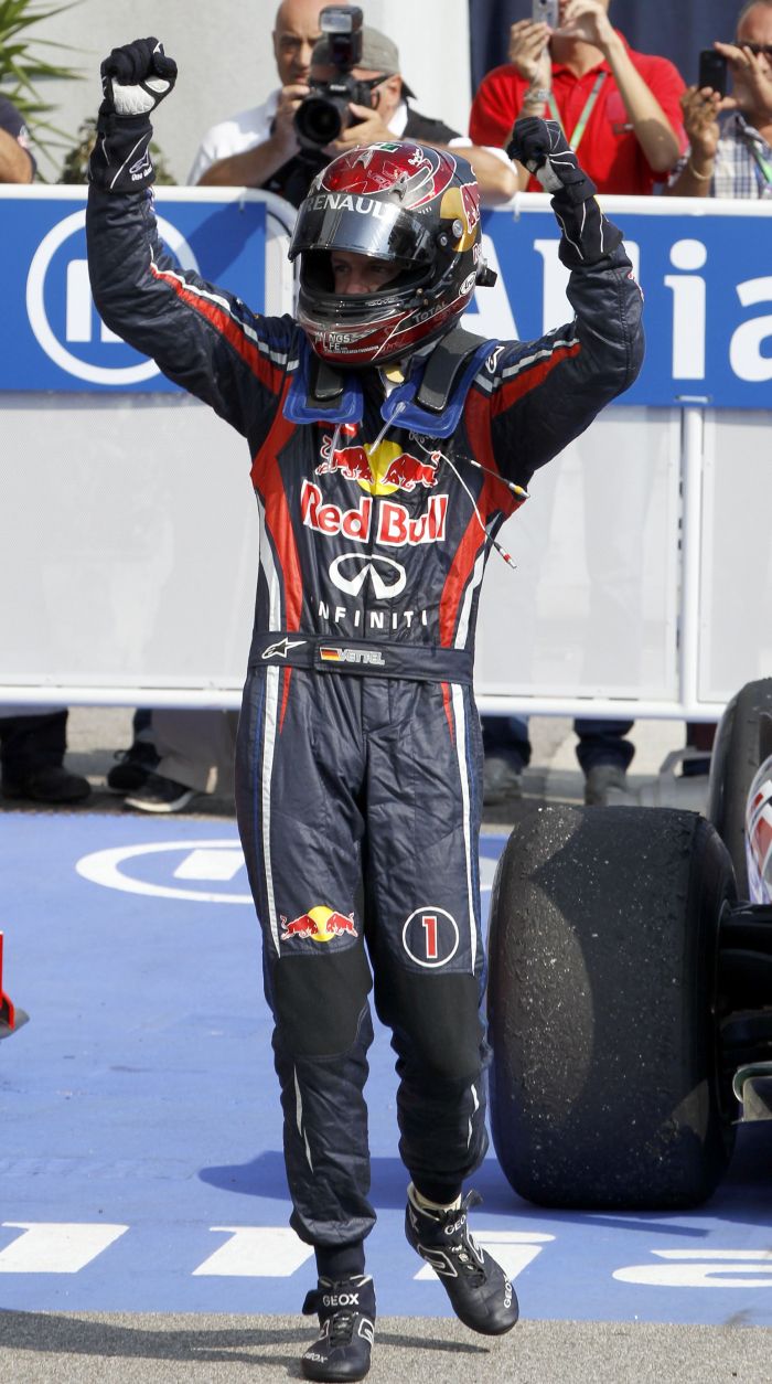 Vettel festeja a oitava vitória da temporada, no GP da Itália | Stefano Rellandini / Reuters