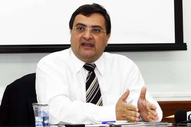 Caputo Neto também anunciou uma parceria entre o governo do Estado e a Prefeitura de Maringá, que vão comprar equipamentos de cirurgias ortopédicas para o HU | DIvulgação - Assessoria PMM