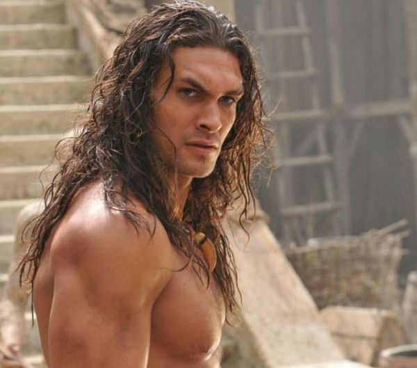 O havaiano Jason Momoa no papel do bárbaro Conan: roteiro trivial | Divulgação