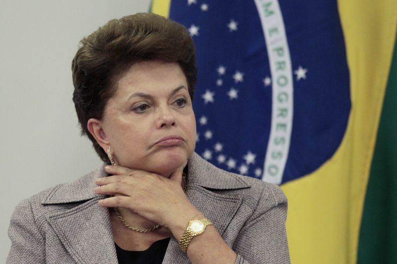 A presidente Dilma Rousseff durante a cerimônia de posse do novo ministro do Turismo, Gastão Vieira | Reuters