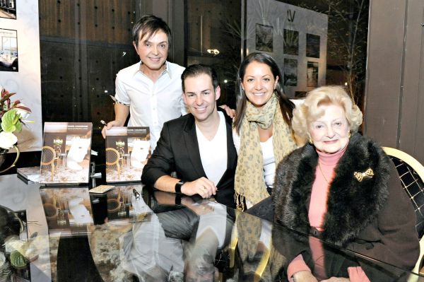 LANÇAMENTO PRESTIGIADO -O arquiteto Luiz Maganhoto e o designer Daniel Casagrande lançaram sua obra Um Olhar sobre Arquitetura, Design de Interiores e Curitiba em concorrido coquetel no Taboo. O evento, que reuniu mais de 500 pessoas, teve como presença de destaque a primeira-dama do estado, Fernanda Richa, que assina um dos prefácios do livro. O lançamento terá parte da renda destinada à Abracce. Entre as presentes, a arquiteta Gisela Carnasciali Miró e a jornalista, que cumprimentaram a dupla pelo sucesso | Gerson Lima