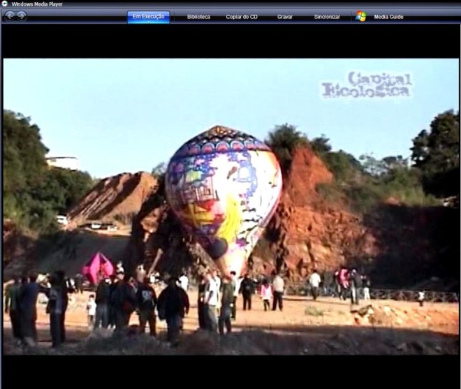 Reprodução de DVDs que mostram ação de baloeiros | 