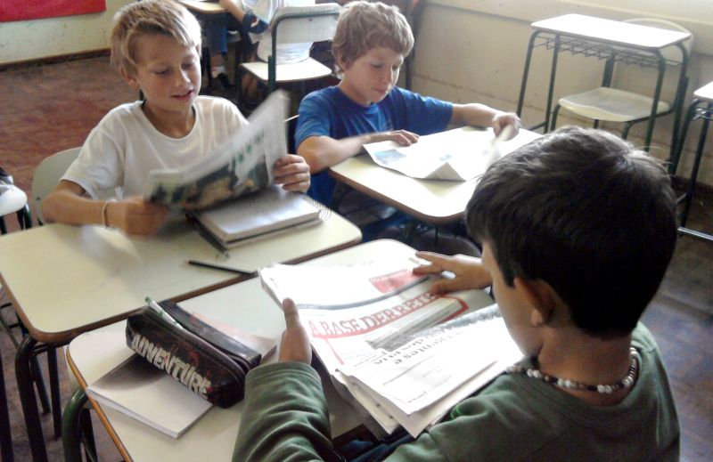 Turma da 4ª série da EM Clotário Santos, em Palmeira, passou a se interessar mais pelos fatos cotidianos e sempre tem algo para ensinar aos colegas | Divulgação