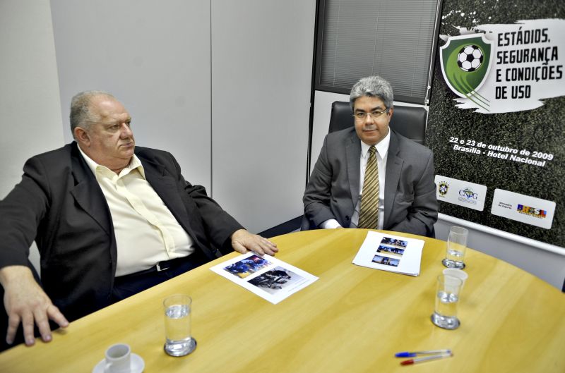 Mustafá Contursi e Alcino Reis afirmaram que o convênio para cadastrar torcidas está dentro do planejado | Fábio Rodrigues Pozzebom/ABr