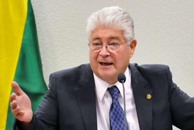 Requião: as contas do governo foram aprovadas. |