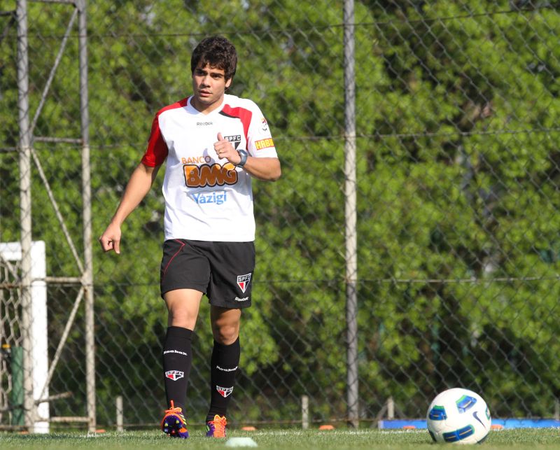 Henrique busca vaga no time titular do São Paulo | Luiz Pires/VIPCOMM