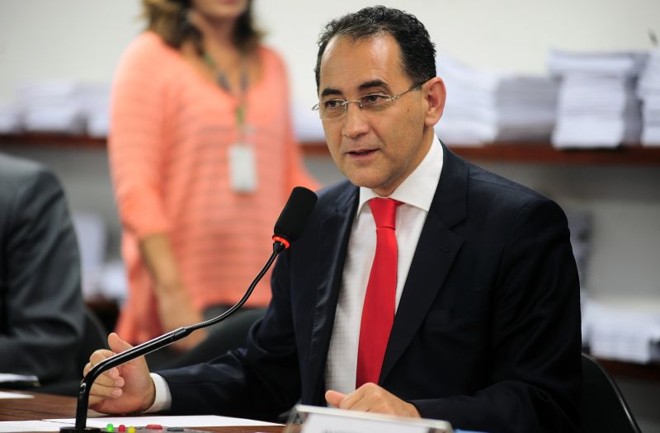 João Paulo Cunha pode deixar a Câmara se for eleito prefeito de Osasco |