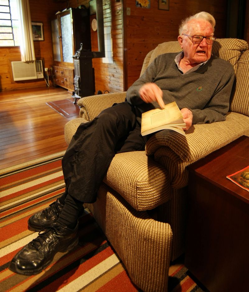 Francisco Lothar Paulo Lange considera-se amigo do autor Julius Platzmann, cuja obra rara traduziu para o português | Valterci Santos / Gazeta do Povo