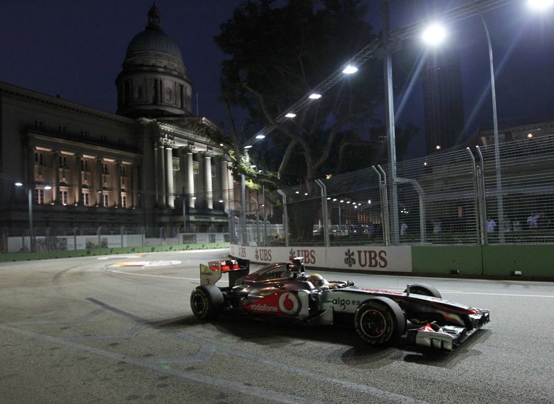 Hamilton fez o melhor tempo em treino livre marcado por atraso | Edgar Su / Reuters
