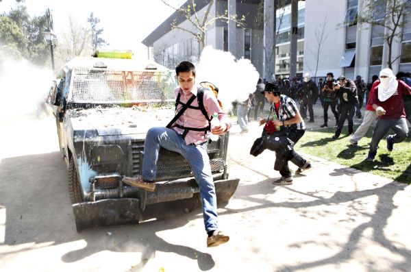 | Fotos: France Presse e Reuters