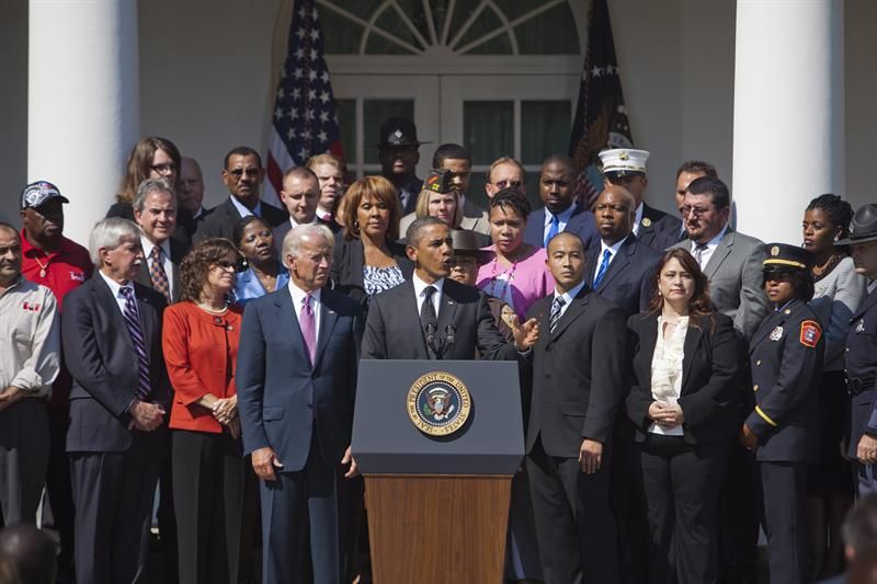 Nesta segunda-feira, Obama pediu para que o Congresso aprove sem rodeios, sem jogos, sem política e sem demora seu plano de fomento ao emprego | EFE