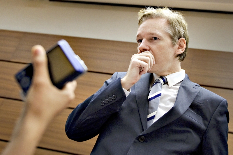 O fundador do site WikiLeaks, Julian Assange, que está em prisão domiciliar em Londres | Fabrice Coffrini/AFP