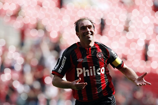 Paulo Baier é só alegria: veterano garantiu mais uma vitória ao Atlético |