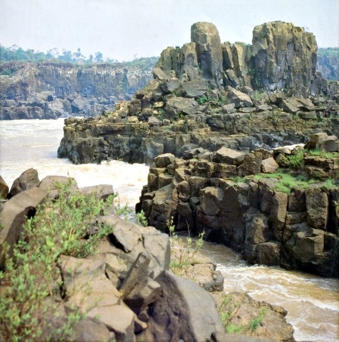 Imagens impressionantes das Sete Quedas do Iguaçu, que sumiram com o lago de Itaipu |