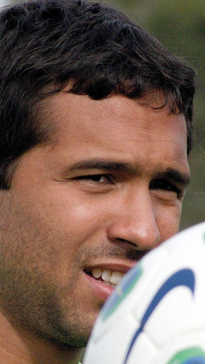 Davi, meia do Coritiba, pode voltar à equipe titular do contra o América-MG |