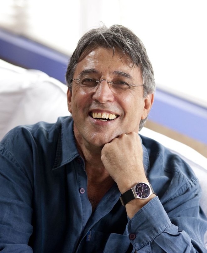 O músico brasileiro impressionou a cantora polonesa nos Estados Unidos, quando apresentou